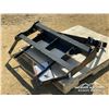 Image 1 : LANDHONOR MINI SKID STEER PALLET FORK FRAME