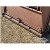 Image 7 : UFA CALF TIPPING TABLE