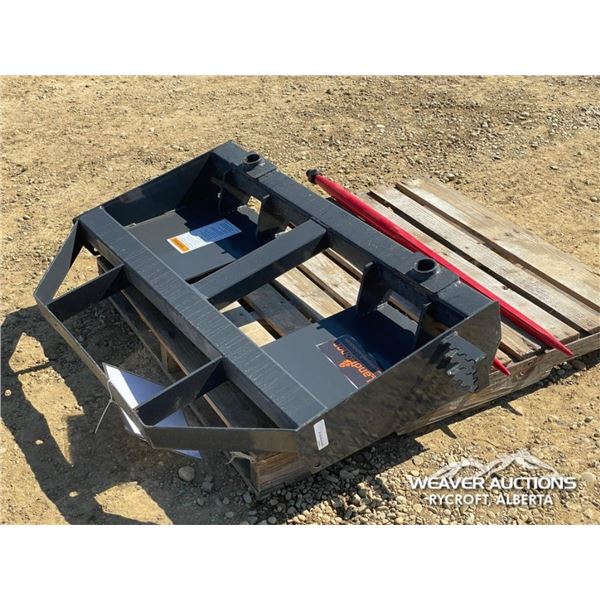 LANDHONOR SKID STEER BALE SPEAR