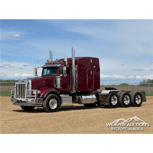 2020 PETERBILT 367 TRI/A SLEEPER TRUCK TRACTOR