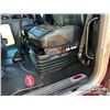 Image 35 : 2020 PETERBILT 367 TRI/A SLEEPER TRUCK TRACTOR