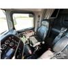 Image 10 : 2018 PETERBILT 367 TRI/A SLEEPER TRUCK TRACTOR