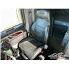 Image 11 : 2018 PETERBILT 367 TRI/A SLEEPER TRUCK TRACTOR