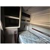 Image 32 : 2018 PETERBILT 367 TRI/A SLEEPER TRUCK TRACTOR