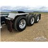 Image 54 : 2021 PETERBILT 367 TRI/A SLEEPER TRUCK TRACTOR