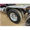 Image 59 : 2021 PETERBILT 367 TRI/A SLEEPER TRUCK TRACTOR