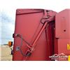 Image 29 : NEW HOLLAND 688 ROUND BALER
