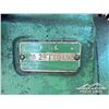 Image 5 : JOHN DEERE 4310 2WD TRACTOR