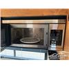 Image 32 : 2011 MONACO ROADMASTER VESTA 32PBS S/A MOTORHOME