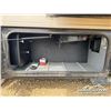 Image 71 : 2011 MONACO ROADMASTER VESTA 32PBS S/A MOTORHOME