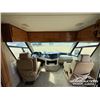 Image 9 : 2011 MONACO ROADMASTER VESTA 32PBS S/A MOTORHOME