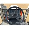 Image 9 : 1983 CASE 2090 2WD TRACTOR