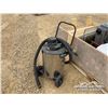Image 8 : GARDEN TOOLS, INSULATION AND SHOP VAC