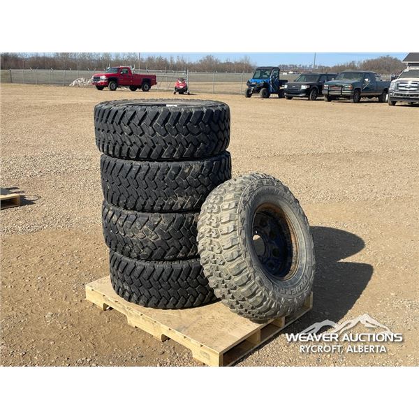 (4) NITTO GRAPPLER 35X12.50R20LT TIRES & RIMS
