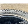 Image 6 : (4) NITTO GRAPPLER 35X12.50R20LT TIRES & RIMS