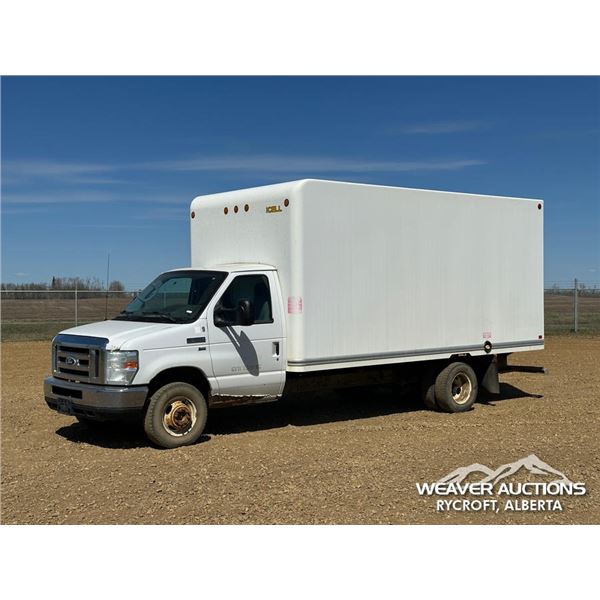 2016 FORD E450 SUPER DUTY S/A CUBE VAN