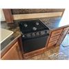 Image 16 : 2014 KEYSTONE COUGAR 21RBSWE T/A TRAVEL TRAILER