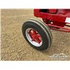 Image 17 : 1953 MCCORMICK W6 2WD TRACTOR