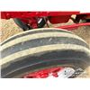 Image 18 : 1953 MCCORMICK W6 2WD TRACTOR