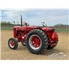 Image 4 : 1953 MCCORMICK W6 2WD TRACTOR