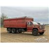 Image 2 : 1976 GMC SIERRA GRANDE 6500 T/A GRAIN TRUCK