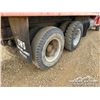 Image 41 : 1976 GMC SIERRA GRANDE 6500 T/A GRAIN TRUCK
