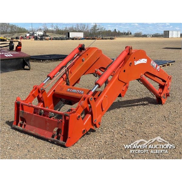 KUBOTA M7-171 FRONT END LOADER