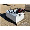 Image 3 : 4 FT. WESTEEL SLIP TANK W/PUMP