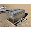 Image 2 : 57 IN. DEEZEE TOOLBOX SLIP TANK