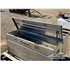 Image 9 : 57 IN. DEEZEE TOOLBOX SLIP TANK