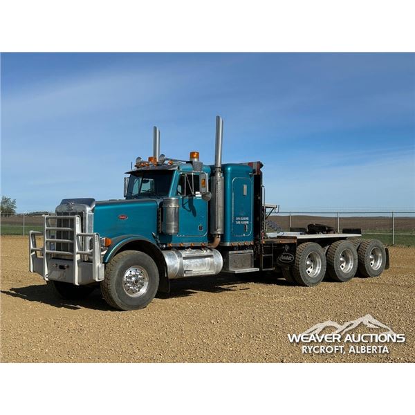 1999 PETERBILT 378 TRI/A SLEEPER WINCH TRACTOR