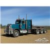 Image 1 : 1999 PETERBILT 378 TRI/A SLEEPER WINCH TRACTOR