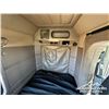 Image 31 : 1999 PETERBILT 378 TRI/A SLEEPER WINCH TRACTOR