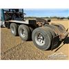 Image 53 : 1999 PETERBILT 378 TRI/A SLEEPER WINCH TRACTOR