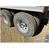 Image 55 : 1999 PETERBILT 378 TRI/A SLEEPER WINCH TRACTOR