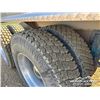 Image 65 : 1999 PETERBILT 378 TRI/A SLEEPER WINCH TRACTOR