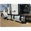 Image 74 : 2006 PETERBILT 378 T/A SLEEPER WINCH TRACTOR