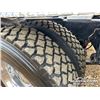 Image 67 : 2003 KENWORTH T800H TRI/A SLEEPER WINCH TRACTOR