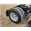 Image 70 : 2003 KENWORTH T800H TRI/A SLEEPER WINCH TRACTOR
