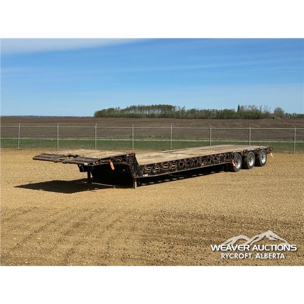 2004 GERRYS LB40 TRI/A SCISSOR NECK LOWBED TRAILER