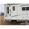 Image 10 : 2006 ARCTIC FOX 30 FT. T/A TRAVEL TRAILER