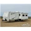 Image 1 : 2006 ARCTIC FOX 30 FT. T/A TRAVEL TRAILER
