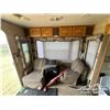 Image 21 : 2006 ARCTIC FOX 30 FT. T/A TRAVEL TRAILER