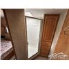 Image 28 : 2006 ARCTIC FOX 30 FT. T/A TRAVEL TRAILER