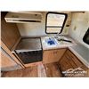 Image 14 : 1992 TERRY RESORT 27 FT. T/A TRAVEL TRAILER