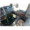 Image 11 : 2007 KENWORTH T800B TRI/A SLEEPER BED TRUCK