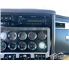 Image 22 : 2007 KENWORTH T800B TRI/A SLEEPER BED TRUCK