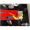 Image 29 : 2007 KENWORTH T800B TRI/A SLEEPER BED TRUCK