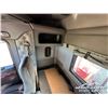 Image 31 : 2007 KENWORTH T800B TRI/A SLEEPER BED TRUCK