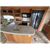 Image 33 : 2010 CEDAR CREEK 40 FT. 5TH WHEEL TRAVEL TRAILER